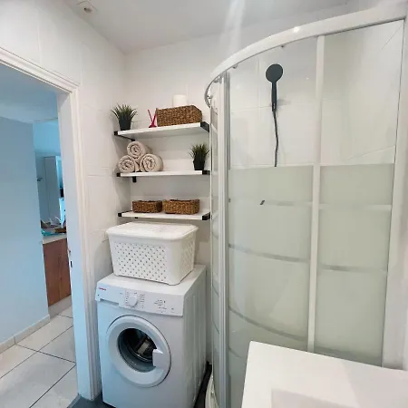 Apto. En Primera Linea De Playa *