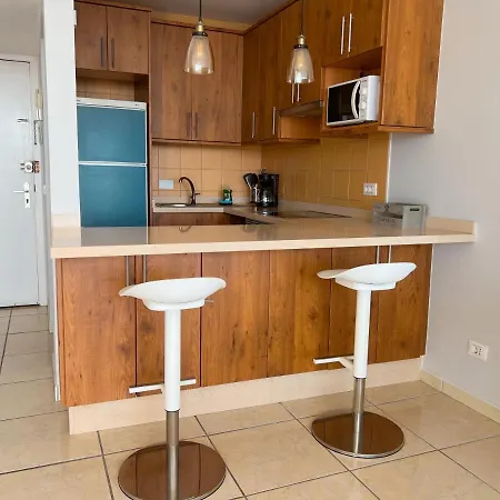 Apto. En Primera Linea De Playa 아파트